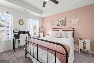 Beautifully maintained 3-bedroom, 2.5-bath end unit townhome in - photo 28