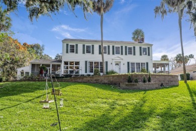 Lake Apopka Home For Sale in Ocoee Florida