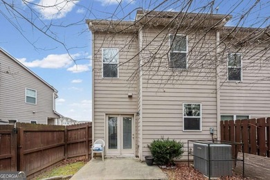 Beautifully maintained 3-bedroom, 2.5-bath end unit townhome in - photo 35