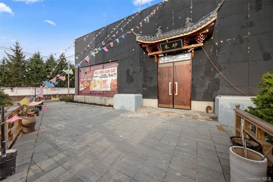 Investment Opportunity Prime Commercial Property for Sale in - photo 5