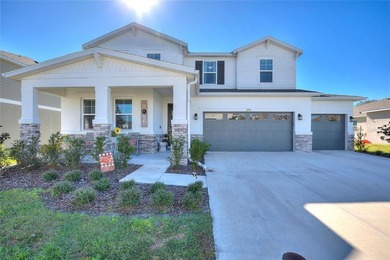 Welcome to your 5 bedroom, 3.5 bath home situated on a premium - photo 2