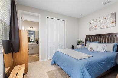Welcome to your 5 bedroom, 3.5 bath home situated on a premium - photo 10