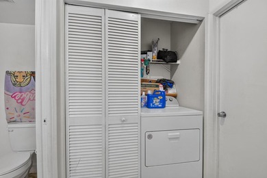 Welcome to this well-appointed two-bedroom, two-bathroom - photo 15