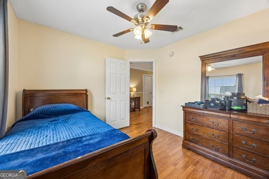 Dreaming of summer days by the pool? This exceptionally - photo 18