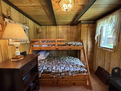 MOTIVATED SELLER - A dollhouse cottage right at the water's edge - photo 18
