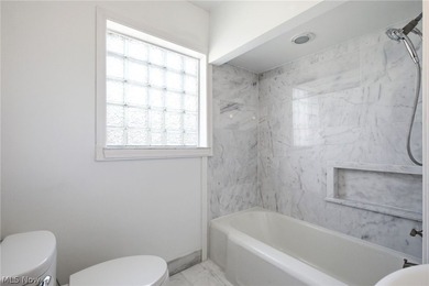 A wonderful Bay Village lifestyle awaits in this move-in ready - photo 24