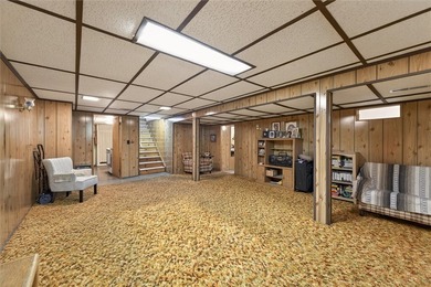191 Spruce Lane is tucked away in a cute neighborhood just - photo 25