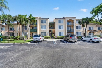 Welcome to this well-appointed two-bedroom, two-bathroom - photo 25