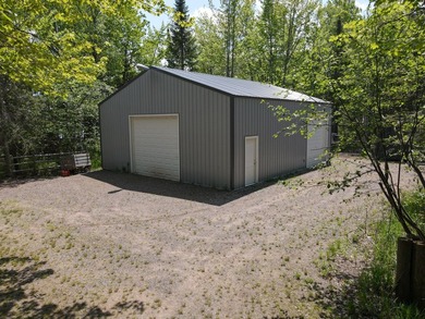 MOTIVATED SELLER - A dollhouse cottage right at the water's edge - photo 26