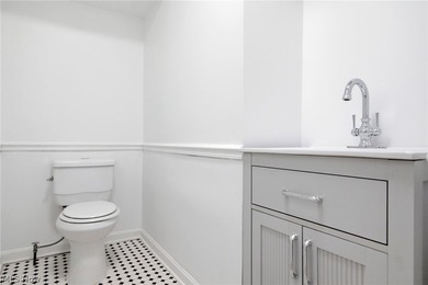 A wonderful Bay Village lifestyle awaits in this move-in ready - photo 26