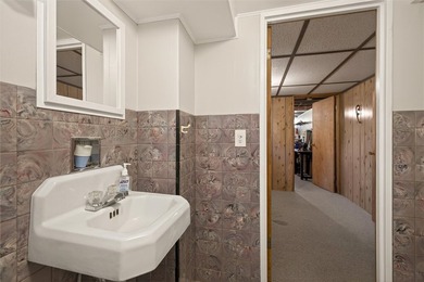 191 Spruce Lane is tucked away in a cute neighborhood just - photo 27