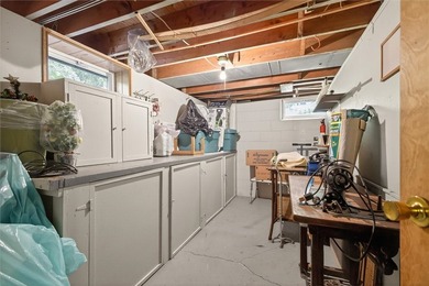 191 Spruce Lane is tucked away in a cute neighborhood just - photo 32
