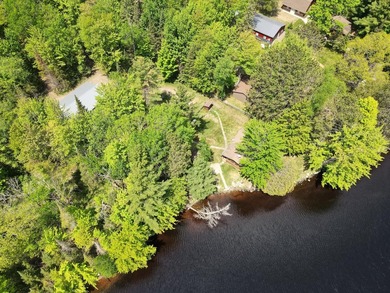 MOTIVATED SELLER - A dollhouse cottage right at the water's edge - photo 32