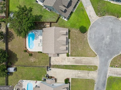 Dreaming of summer days by the pool? This exceptionally - photo 42