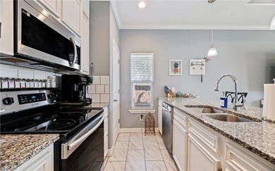 Well-maintained 2-bedroom, 1-bath home offering 954 square feet - photo 5