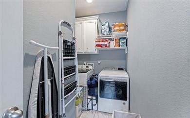 Well-maintained 2-bedroom, 1-bath home offering 954 square feet - photo 10
