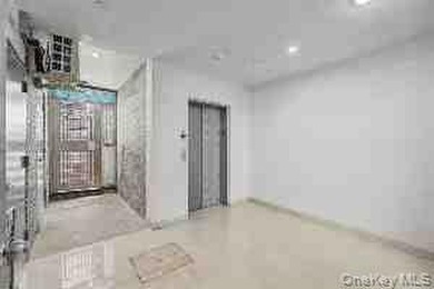 Newly developed building located in Sunset Park Commercial - photo 3