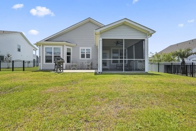 Waterfront 3-bedroom, 2-bathroom ranch on a pond-view lot in the - photo 36