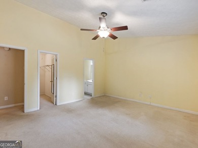 Looking for a good starter home? This is it! You will enjoy a - photo 10