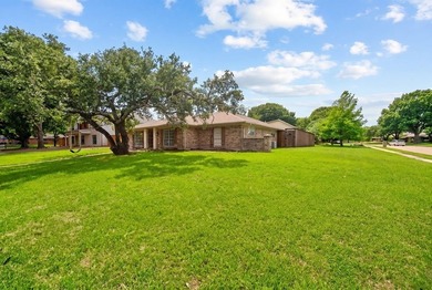 Located in the highly sought-after Canyon Creek Country Club - photo 1