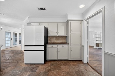 Located in the highly sought-after Canyon Creek Country Club - photo 10