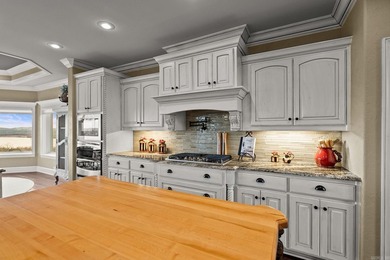 Luxury, Light & Unmatched Views on 1.51 Acres. Overlooking the - photo 15
