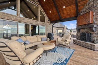 Luxury, Light & Unmatched Views on 1.51 Acres. Overlooking the - photo 20