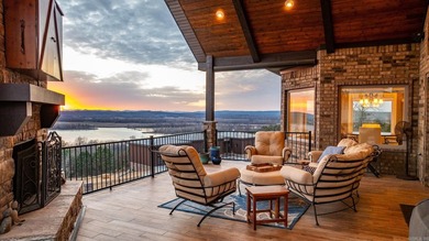 Luxury, Light & Unmatched Views on 1.51 Acres. Overlooking the - photo 25