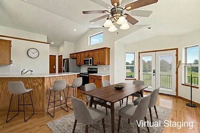 Welcome home to this beautifully maintained 4-bedroom - photo 7