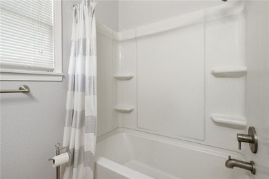 Welcome to 1101 Vance Dr! This charming 3-bedroom, 1.5-bath home - photo 14