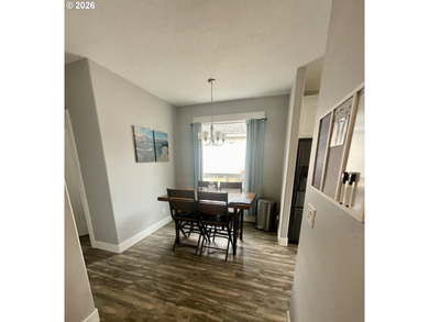 1 level close to Lincoln Beaches in the Bayview Resort, a - photo 7