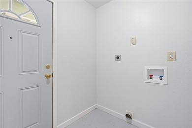 Welcome to 1101 Vance Dr! This charming 3-bedroom, 1.5-bath home - photo 19