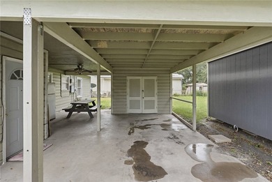 Welcome to 1101 Vance Dr! This charming 3-bedroom, 1.5-bath home - photo 20