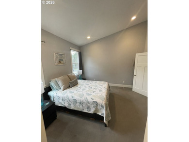 1 level close to Lincoln Beaches in the Bayview Resort, a - photo 10