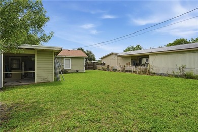 Welcome to 1101 Vance Dr! This charming 3-bedroom, 1.5-bath home - photo 25