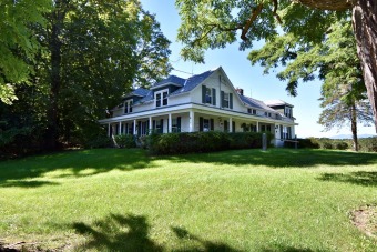 Lake Champlain - Essex County Home For Sale in Willsboro New York