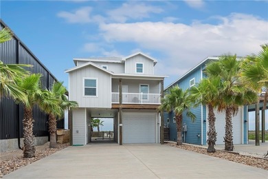 Charming coastal retreat offering 3 bedrooms and 2.5 bathrooms - photo 2