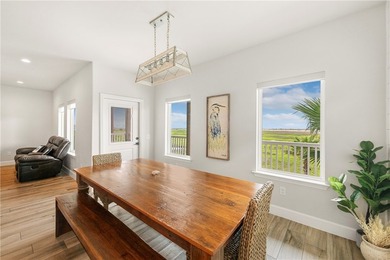 Charming coastal retreat offering 3 bedrooms and 2.5 bathrooms - photo 10