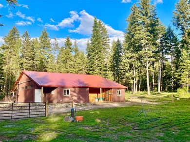 Incredibly private 10 acres with a lovely mix of meadow and - photo 2