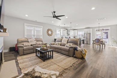 Move-in-ready three-bedroom raised beach home in Marshland Park - photo 15