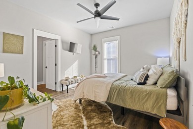 Move-in-ready three-bedroom raised beach home in Marshland Park - photo 23