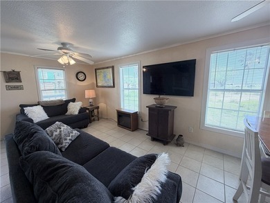 Situated on 2 lots, this beautifully maintained 2-bedroom - photo 7