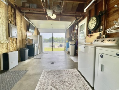 A rare opportunity to own a piece of the Barbee Chain! Perfectly - photo 36