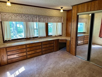 Welcome to this move in ready condo in the desirable Clear Lake - photo 12