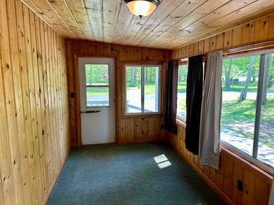 Welcome to this move in ready condo in the desirable Clear Lake - photo 16