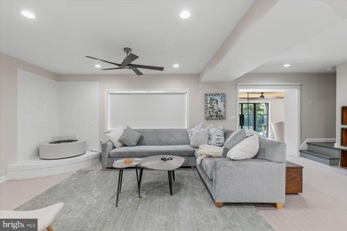 Beautifully positioned along the deep protected waters of the - photo 33