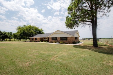 Arbuckle Lake Home For Sale in Davis Oklahoma