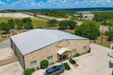THIS IS IT0 This commercial space in MARBLE FALLS is just what