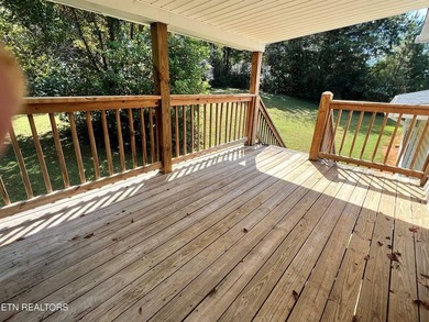 Discover tranquil living in this spacious 3-bedroom, 2-bathroom - photo 17
