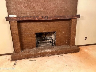 Discover tranquil living in this spacious 3-bedroom, 2-bathroom - photo 20